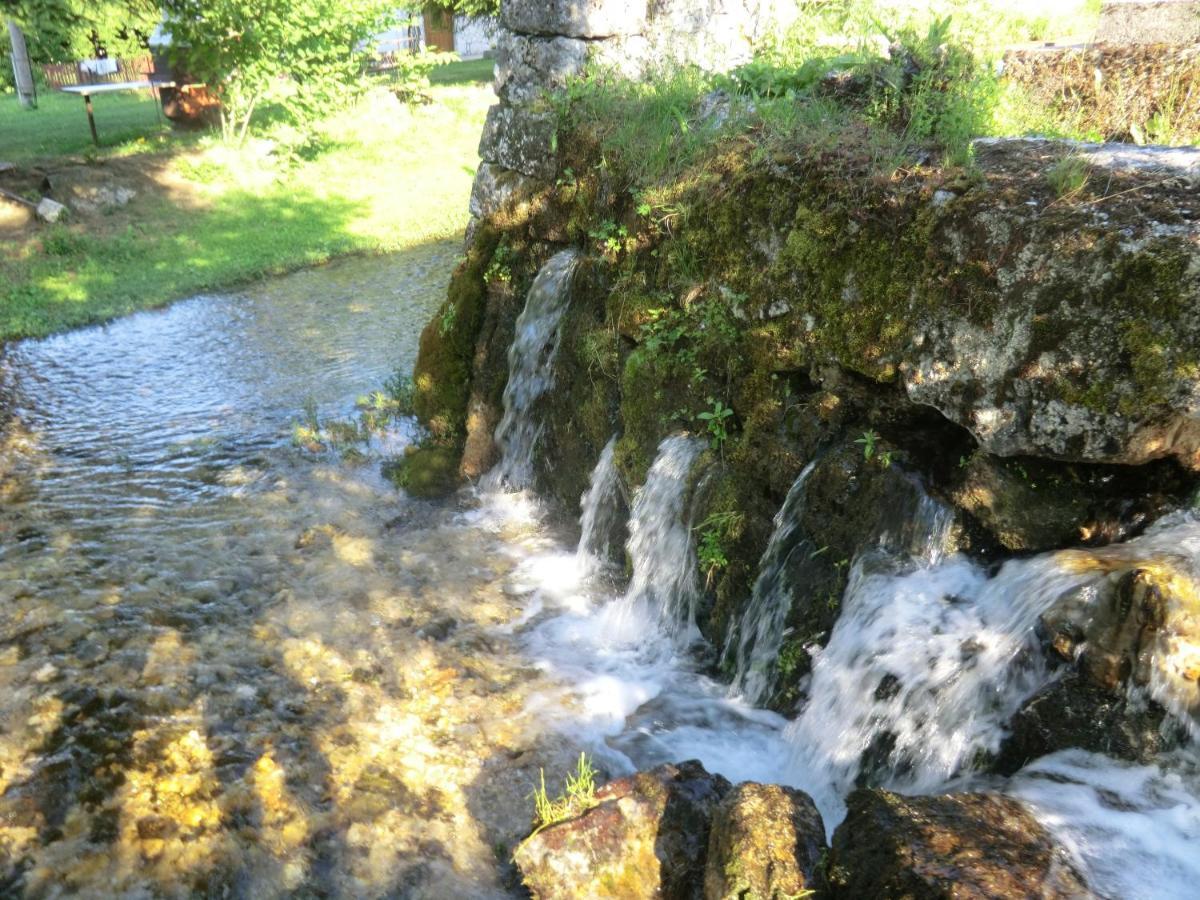 Pansion Izvor Hotel Korenica Buitenkant foto